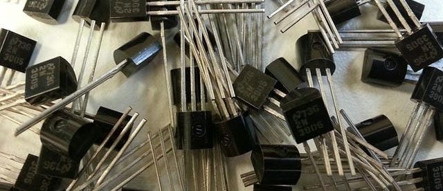Gマイドライブex_link_imgimgtransistors-218835_640.jpg